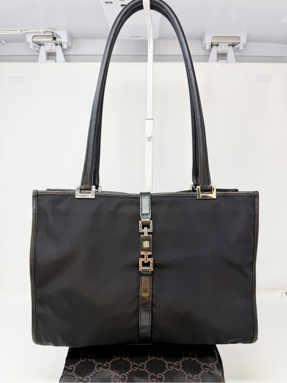 Gucci Vintage Jackie Black Canvas Piston Lock Shoulder Bag - VGUC w/ dust bag